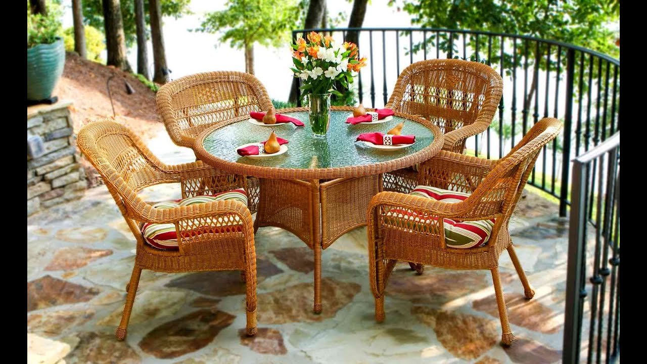 wicker dining chairs